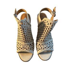 Massini‎ Women's Sandals Peep Toe Block Heel Size 8 Open Weave Shoe